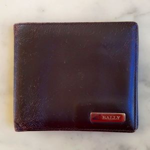BALLY Men's Leather Wallet with Gold Logo.